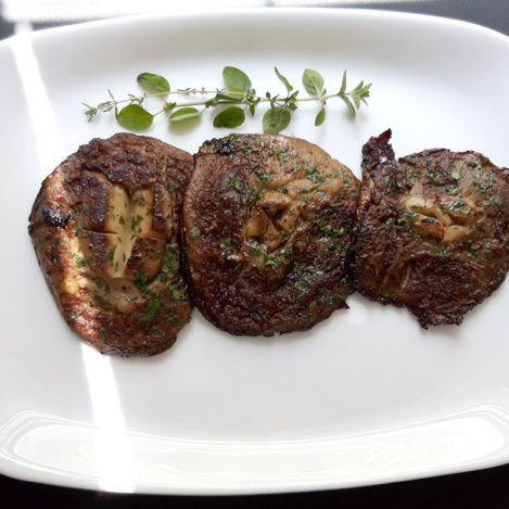 cappelle di funghi porcini arrosto