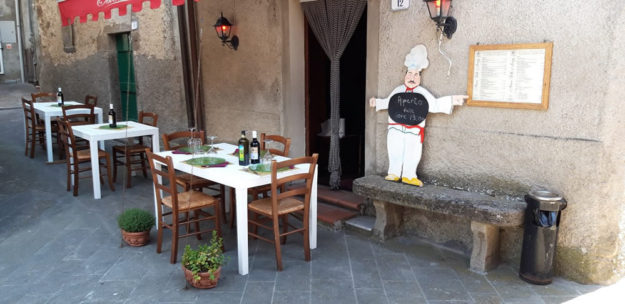 osteria novecento bagnoli esterno tavoli